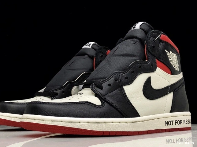 Kicked Out Shoe Store For OG Not NRG Resale Jordan Red Retro High Varsity 861428-106 1 Air 0806